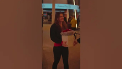 El caso del cliente es la solución de venta de flores y regalos #vendingmachinefactory