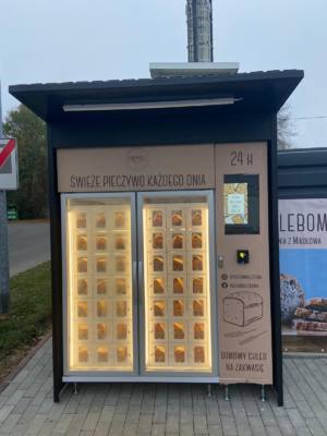 Máquina de venta de panadería al aire libre con pantalla táctil de 22 pulgadas y 42 casilleros