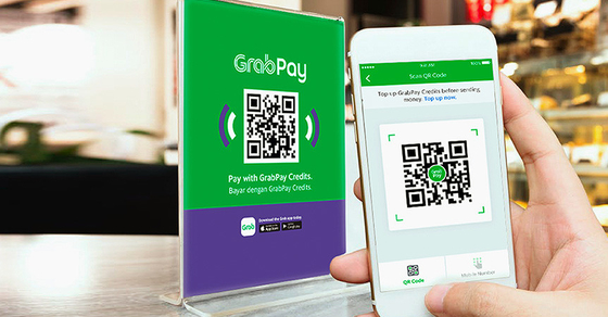 máquina expendedora Cashless que despeja la niebla de calefacción con el micrón del pago de Grabpay